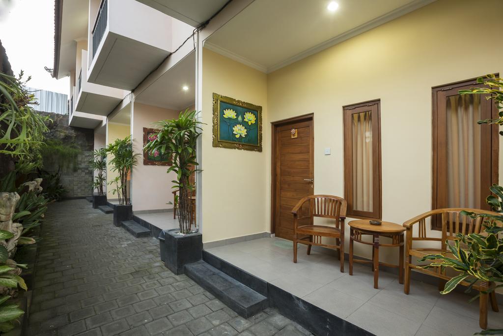 Hotel Griya Tunjung Sari Denpasar Zewnętrze zdjęcie